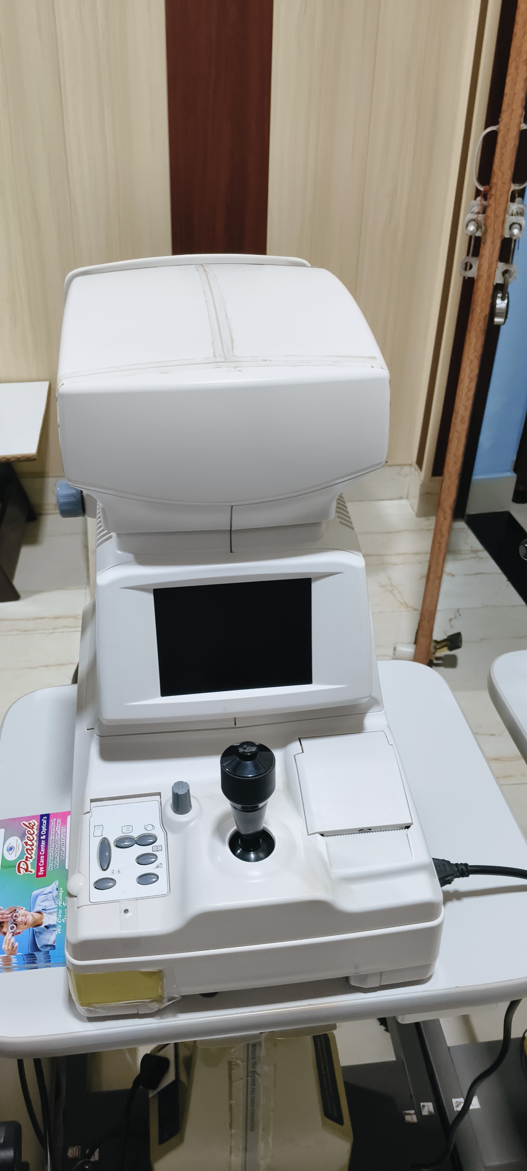 Auto Refractometer